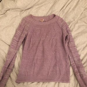 Lavender crew neck lightweight sweater